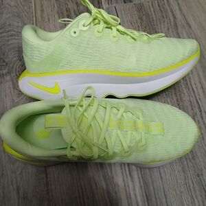Nike Women's Lime Green Running Shoes